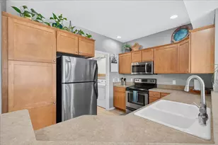 40 Keystone Way, Fitchburg, WI 53711 - Photo 7