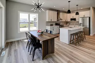 6607 Grouse Woods Rd, DeForest, WI 53532 - Photo 13