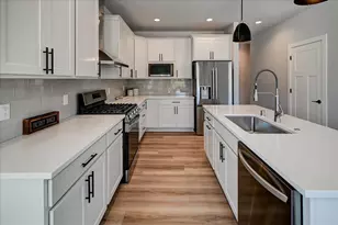 6607 Grouse Woods Rd, DeForest, WI 53532 - Photo 17