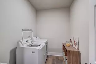 320 Cherry St, Edgerton, WI 53534 - Photo 25