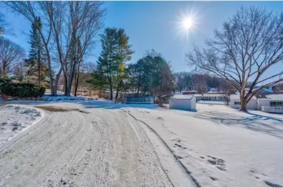 1103 Hillcrest Road, Black Earth, WI 53515 - Photo 35