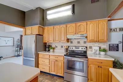 1103 Hillcrest Road, Black Earth, WI 53515 - Photo 9