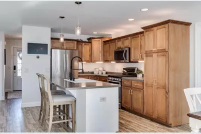 10235 Meandering Way, Madison, WI 53593 - Photo 9