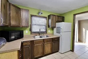 1020 Beloit Ave, Janesville, WI 53546 - Photo 3