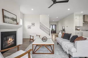 826 Capitol Dr, Dane, WI 53529 - Photo 9