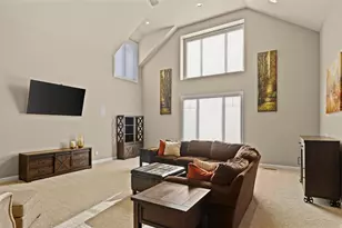 1014 Meadow Mist Rd, Middleton, WI 53562 - Photo 5