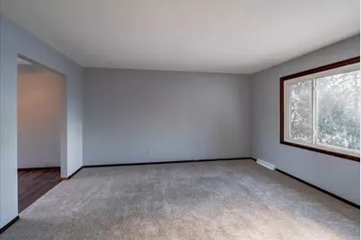 604 E Oak Street, Cottage Grove, WI 53527 - Photo 5