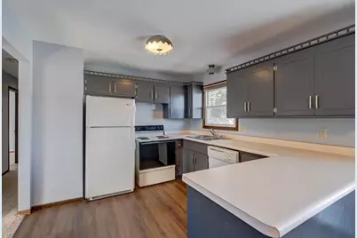 604 E Oak Street, Cottage Grove, WI 53527 - Photo 11