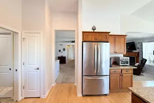 3161 Lorrabud Ln, Sun Prairie, WI 53590 - Photo 9