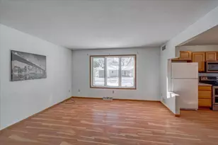 203 Cody Cir, Marshall, WI 53559 - Photo 7