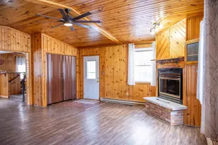 W5633 Deer Park Dr, New Lisbon, WI 53950 - Photo 9