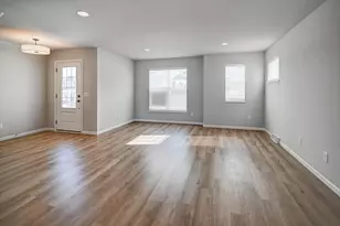 830 Lady Bug Ln, Verona, WI 53593 - Photo 11