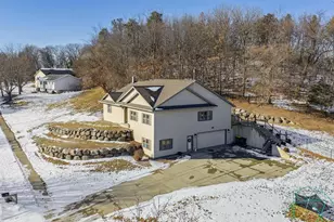 1011 Pine Grove Dr, Reedsburg, WI 53959 - Photo 51