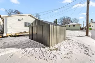 262 Walker St, Waupun, WI 53963 - Photo 23