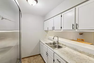 837 N Gammon Road #D, Madison, WI 53717 - Photo 9