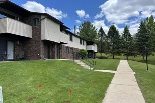 837 N Gammon Rd, Madison, WI 53717 - Photo 3