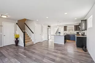 1083 Siena Dr, Verona, WI 53593 - Photo 11