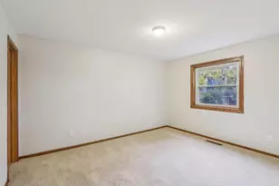 1006 S Division St, Waunakee, WI 53597 - Photo 35