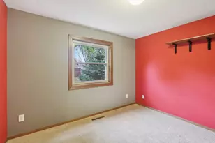 1006 S Division St, Waunakee, WI 53597 - Photo 33