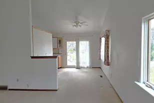 2740 S Nakoma Ct, Beloit, WI 53511 - Photo 7