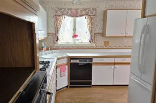 2740 S Nakoma Ct, Beloit, WI 53511 - Photo 15