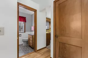 4803 Shore Acres Rd, Monona, WI 53716 - Photo 13