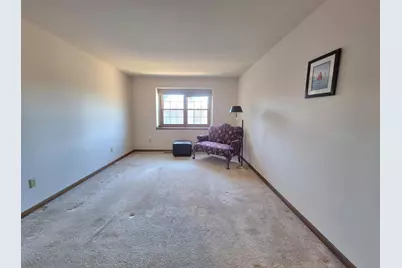 2522 W Memorial Drive, Janesville, WI 53548 - Photo 7