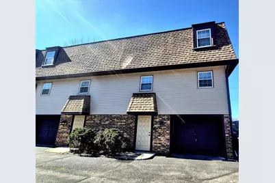 2522 W Memorial Drive, Janesville, WI 53548 - Photo 1