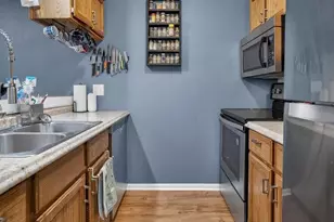 1102 Gammon Ln, Madison, WI 53719 - Photo 11