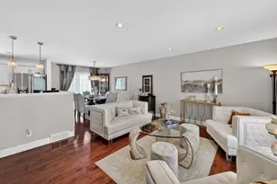 10 Sandy Ct, Madison, WI 53717 - Photo 3