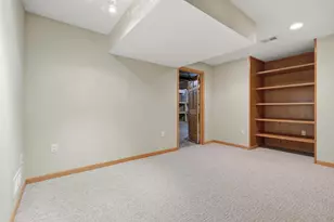 7911 Courtyard Dr, Madison, WI 53719 - Photo 39