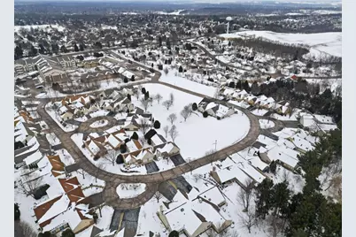 7911 Courtyard Drive, Madison, WI 53719 - Photo 45