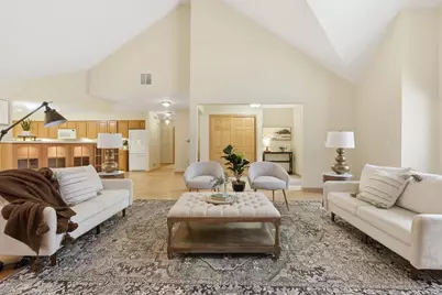 7911 Courtyard Drive, Madison, WI 53719 - Photo 7