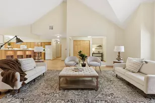 7911 Courtyard Dr, Madison, WI 53719 - Photo 7