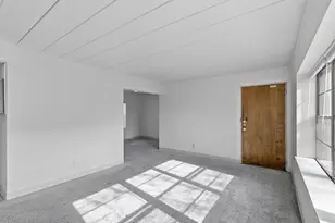 33 Sherman Terrace, Madison, WI 53704 - Photo 9