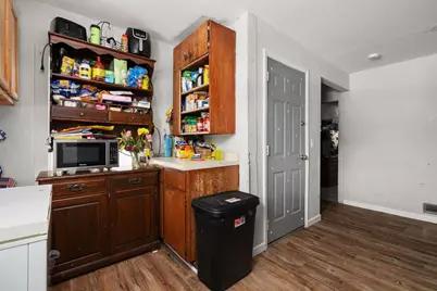 503 W Rollin Street, Edgerton, WI 53534 - Photo 5