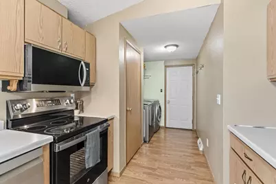 614 W Pleasant Street, Portage, WI 53901 - Photo 7