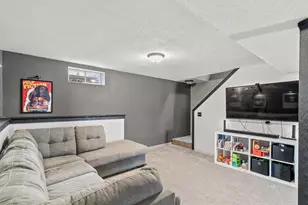 614 W Pleasant St, Portage, WI 53901 - Photo 17