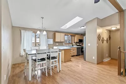 614 W Pleasant Street, Portage, WI 53901 - Photo 3