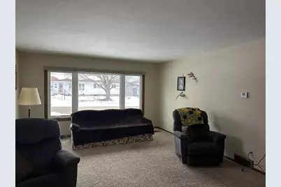 105 Ousterling Drive, Waupun, WI 53963 - Photo 5