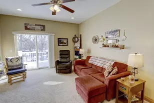 315 Creekside Ct, Watertown, WI 53098 - Photo 19