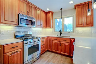 7330 W Branford Lane, Madison, WI 53717 - Photo 7