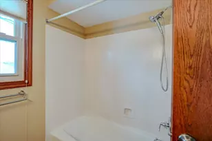 7330 W Branford Ln, Madison, WI 53717 - Photo 33