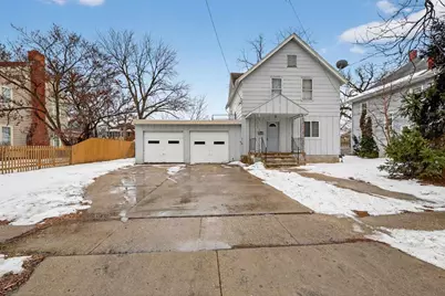 1247 Prairie Avenue, Beloit, IL 53511 - Photo 1
