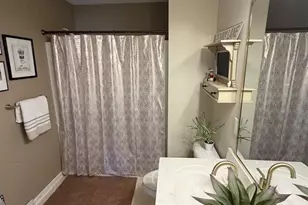 718 Oakwood Ln, Watertown, WI 53094 - Photo 17