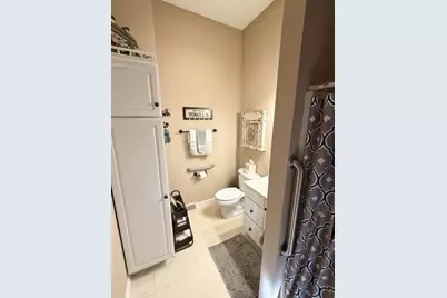 718 Oakwood Lane, Watertown, WI 53094 - Photo 7