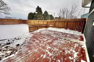 1137 Bayberry Dr, Watertown, WI 53098 - Photo 25