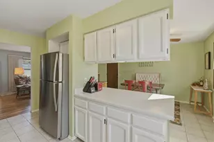 5704 Richmond Dr, Fitchburg, WI 53719 - Photo 21