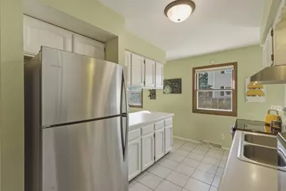 5704 Richmond Drive, Fitchburg, WI 53719 - Photo 9