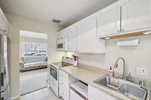 113 Leon St, Madison, WI 53714 - Photo 11